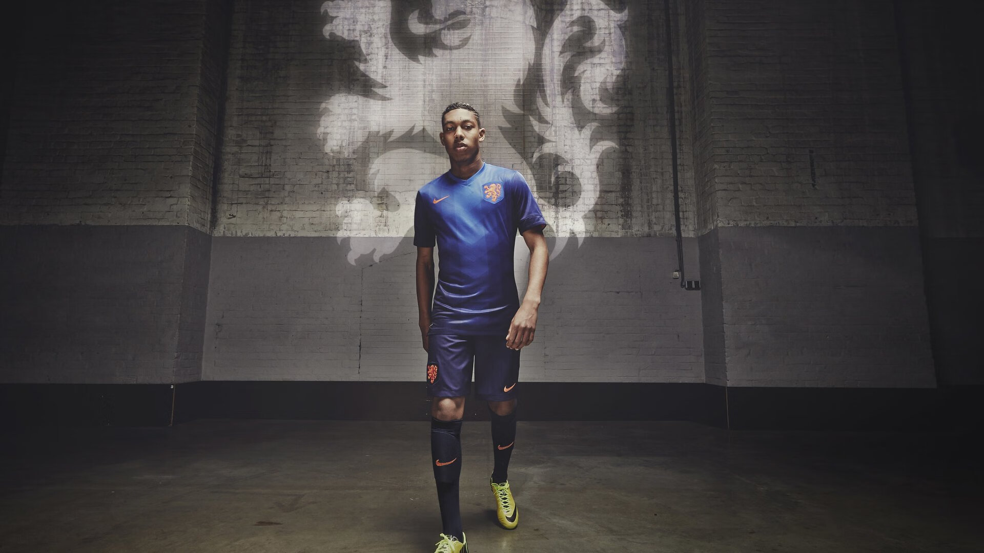 俱乐部举办家庭日运动会 加深与社区间联系，家庭运动会盛况